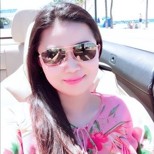 Meet your Posher, Bbdaphne